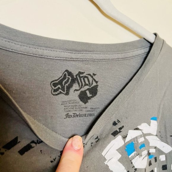 Fox Racing Vintage Graphic Tee - V Neck GRAY SZ L - EUC - Picture 7 of 9